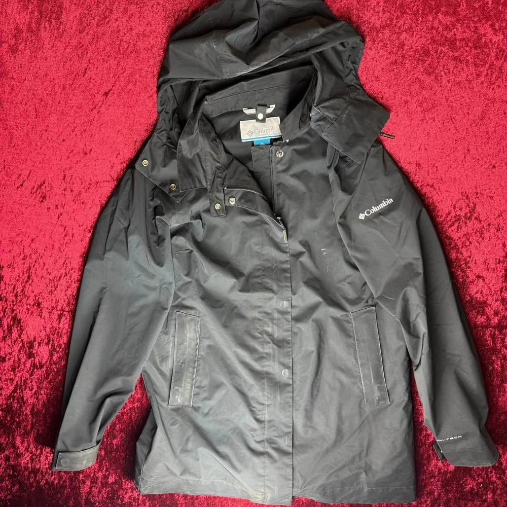 Columbia Pouring Adventure III Waterproof Jacket Mens M Black Omni-Tech Hooded